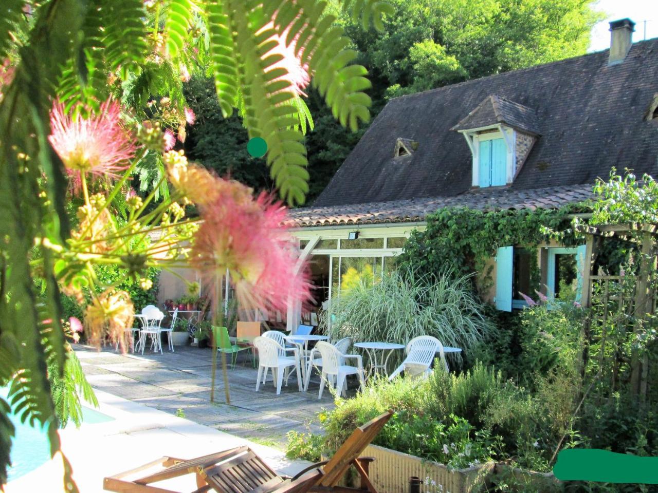 Maison D'Hotes Le Moulin Pointu Sainte-Nathalene Екстер'єр фото